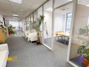 Pronájem kanceláře, Zlín, náměstí Míru, 120 m2