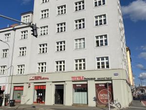 Pronájem bytu 2+kk, Hradec Králové, Ulrichovo náměstí, 50 m2