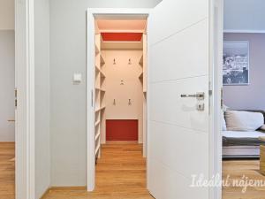 Pronájem bytu 2+1, Brno, Ečerova, 61 m2