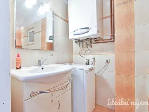 Pronájem bytu 2+kk, Brno, Havlíčkova, 41 m2