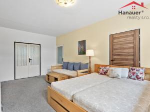 Prodej bytu 3+1, Ústí nad Labem - Neštěmice, Seifertova, 74 m2