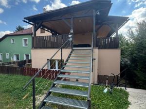 Pronájem bytu 2+1, Třebíč - Borovina, 85 m2