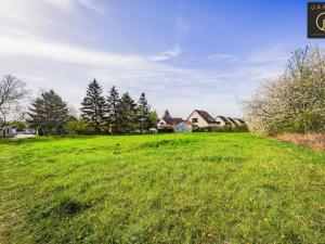 Prodej pozemku pro bydlení, Lidice, 819 m2