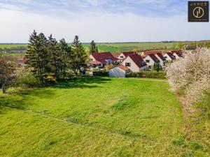 Prodej pozemku pro bydlení, Lidice, 819 m2