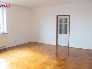Pronájem bytu 2+kk, Úpice, Dr. A. Hejny, 65 m2