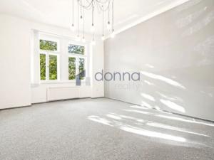 Pronájem kanceláře, Praha, Kodaňská, 110 m2