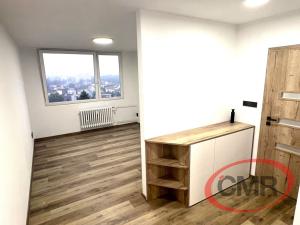 Prodej bytu 2+kk, Praha, Křivenická, 44 m2