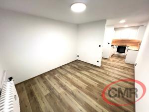 Prodej bytu 2+kk, Praha, Křivenická, 44 m2