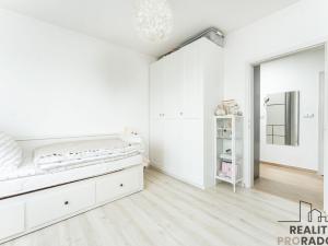 Prodej bytu 3+kk, Praha, Slévačská, 59 m2