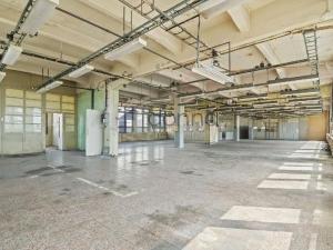 Pronájem skladu, Praha, Vršovická, 300 m2