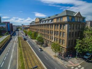 Pronájem skladu, Praha, Vršovická, 300 m2