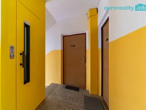 Prodej bytu 2+1, Mariánské Lázně, Podhorská, 68 m2