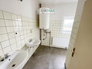 Prodej výrobních prostor, Klatovy - Luby, 1500 m2