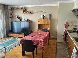 Pronájem bytu 3+kk, Praha - Hostivař, Bratislavská, 77 m2