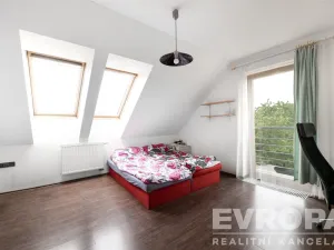 Prodej rodinného domu, Solnice, Nad Farou, 303 m2