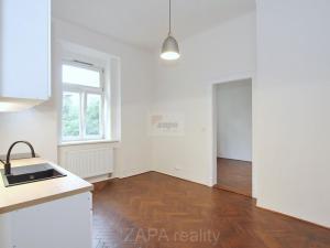 Pronájem bytu 2+kk, Praha - Smíchov, Grafická, 42 m2