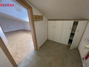 Pronájem bytu 2+kk, Olomouc, Šemberova, 54 m2