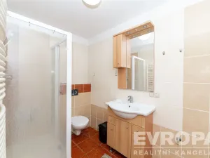 Prodej ubytování, Solnice, Nad Farou, 303 m2
