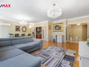 Prodej bytu 3+kk, Karlovy Vary, Pod Jelením skokem, 105 m2