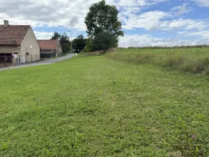 Prodej pozemku, Nestrašovice, 810 m2