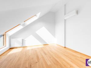 Prodej bytu 2+kk, Praha, Střížkovská, 66 m2