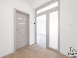 Prodej bytu 4+kk, Ostopovice, B. Němcové, 170 m2