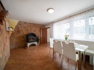 Prodej rodinného domu, Nová Paka - Vrchovina, 150 m2
