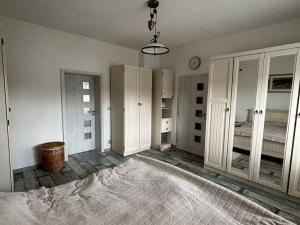 Prodej bytu 4+1, Karlovy Vary - Stará Role, Rybářská, 111 m2