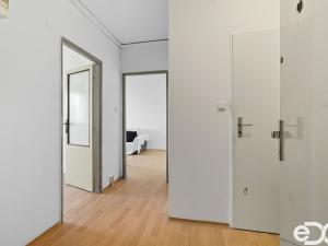 Prodej bytu 2+1, Praha, Habrová, 46 m2