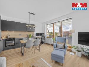 Pronájem bytu 2+kk, Praha - Dolní Chabry, U jízdárny, 51 m2