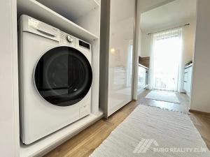 Pronájem bytu 1+kk, Zlín, Pod Hradem II, 29 m2