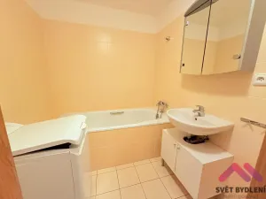 Pronájem bytu 2+kk, Praha - Lhotka, Štúrova, 59 m2