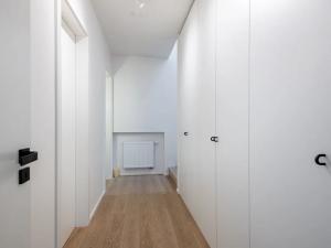 Pronájem vily, Praha - Horní Měcholupy, U Golfu, 248 m2