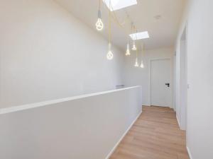 Pronájem vily, Praha - Horní Měcholupy, U Golfu, 248 m2