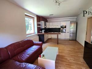 Prodej bytu 2+1, Ostrava, Pampelišková, 55 m2