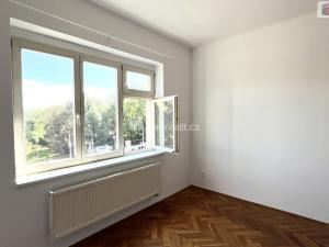 Pronájem bytu 1+1, Praha - Žižkov, Olšanské náměstí, 45 m2