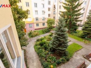 Prodej bytu 2+1, Karlovy Vary, K. Čapka, 57 m2