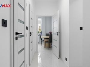 Prodej bytu 2+1, Karlovy Vary, K. Čapka, 57 m2