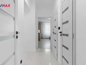 Prodej bytu 2+1, Karlovy Vary, K. Čapka, 57 m2