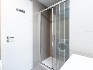 Pronájem bytu 2+kk, Praha - Košíře, Hlaváčkova, 49 m2