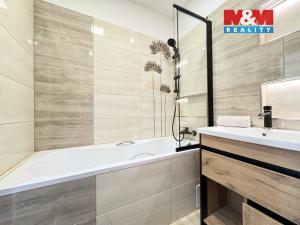 Prodej bytu 2+kk, Velešín, Nad Cihelnou, 43 m2