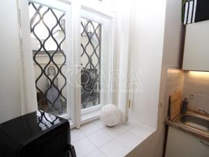 Pronájem bytu 1+kk, Praha, Salmovská, 17 m2