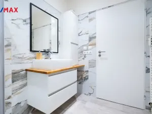 Prodej bytu 4+kk, Nový Vestec, Hlavní, 110 m2