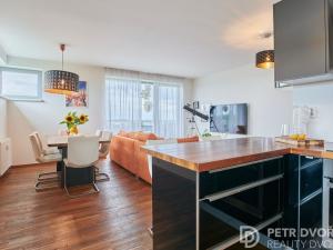 Prodej bytu 4+kk, Praha - Řepy, Kutrovická, 119 m2
