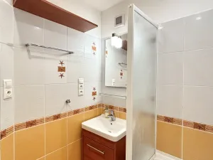 Pronájem bytu 3+1, Liberec - Liberec XIV-Ruprechtice, Třešňová, 67 m2