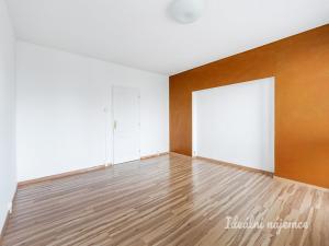 Pronájem bytu 3+1, Praha - Hloubětín, Kardašovská, 76 m2