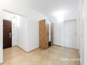 Pronájem bytu 3+1, Praha - Hloubětín, Kardašovská, 76 m2