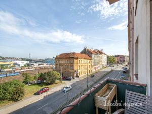 Pronájem bytu 3+1, Praha - Vysočany, Spojovací, 68 m2