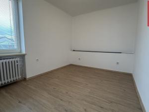 Pronájem bytu 4+1, Opava, Kolářská, 77 m2
