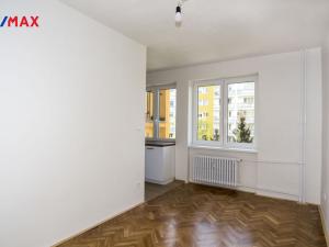 Pronájem bytu 4+1, Praha - Záběhlice, Hrusická, 72 m2